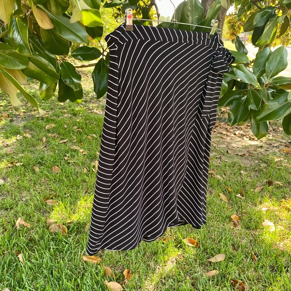 Adrienne Vittadini - Picture 4 of 10